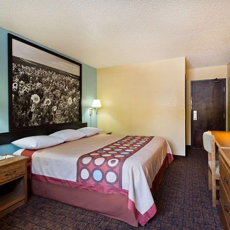 Hotel Super 8 By Wyndham Lexington Park/California Area Extérieur photo