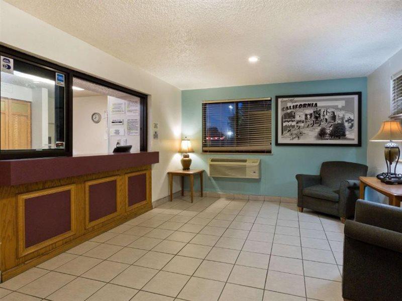 Hotel Super 8 By Wyndham Lexington Park/California Area Extérieur photo