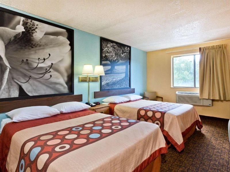 Hotel Super 8 By Wyndham Lexington Park/California Area Extérieur photo