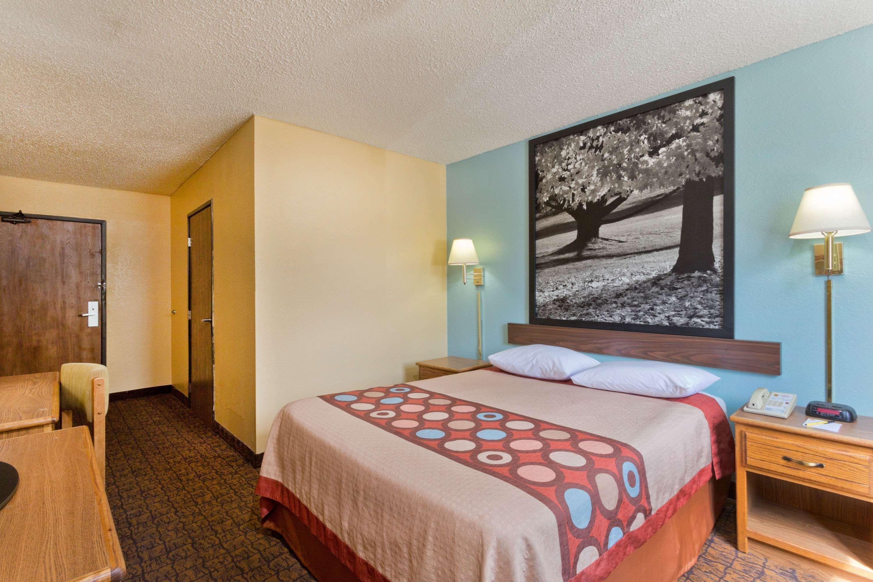 Hotel Super 8 By Wyndham Lexington Park/California Area Extérieur photo