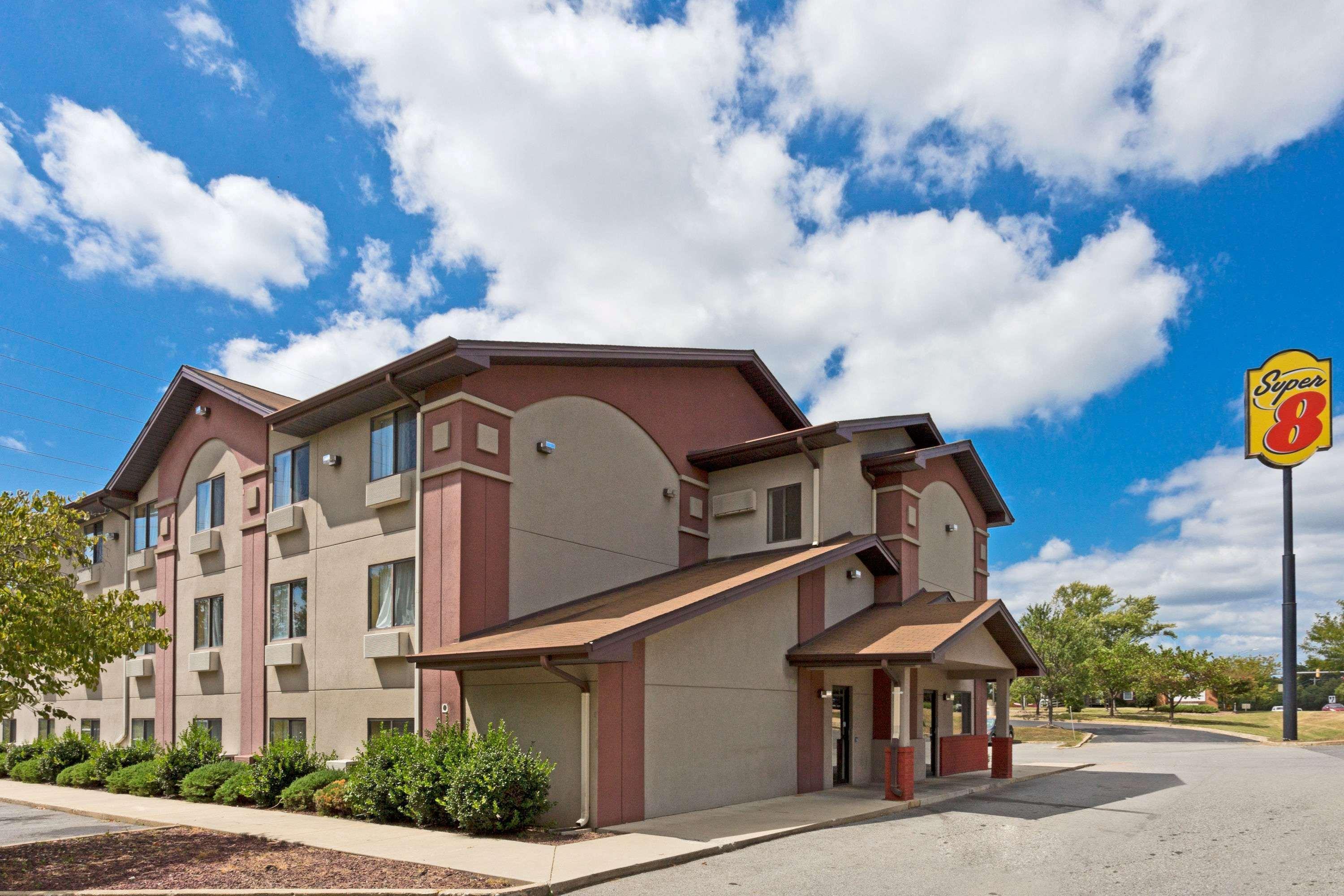 Hotel Super 8 By Wyndham Lexington Park/California Area Extérieur photo