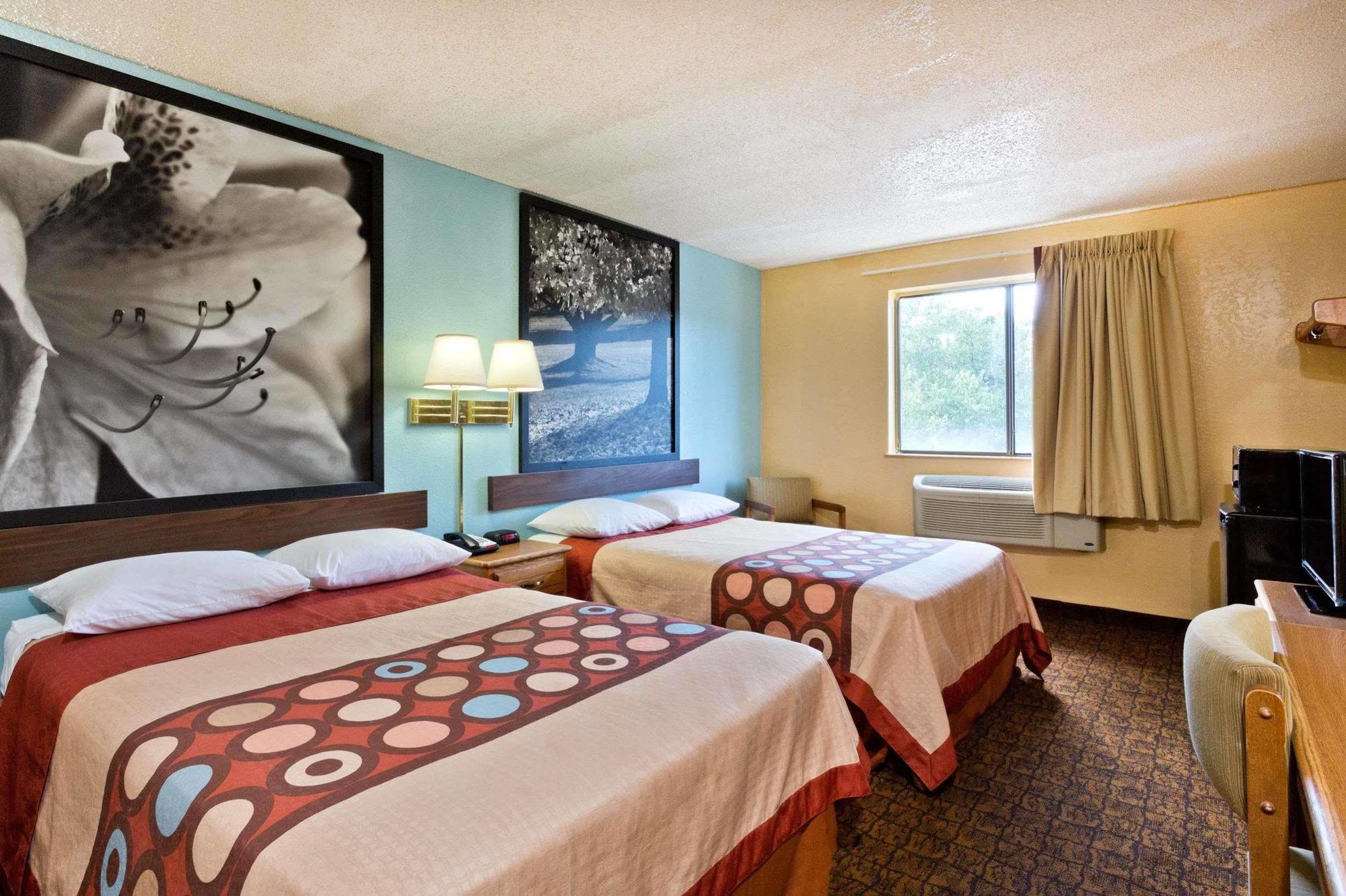 Hotel Super 8 By Wyndham Lexington Park/California Area Extérieur photo